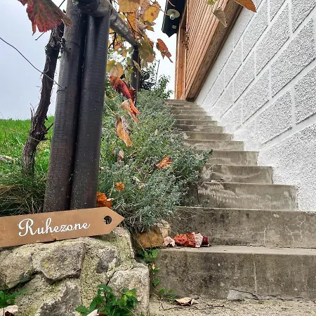 Tiny Lavender House Blütenstöckl Ferienhaus Frutten